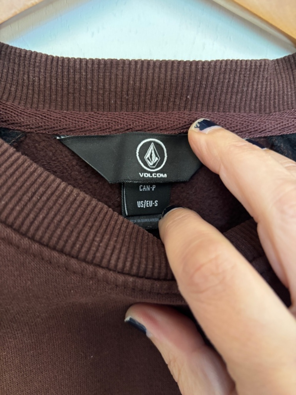 Volcom Mens Brown Crewneck Sweatshirt Size Small Raglan Sleeves Skate Streetwear - Picture 3 of 11